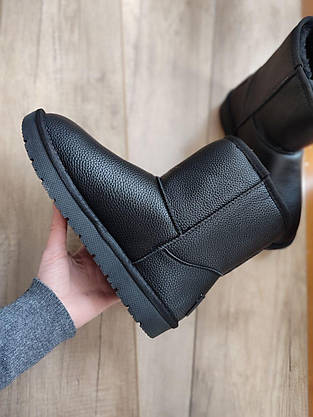 Угги ЧЕРНЫЕ без застеэки из натуральной кожи мужские с лейбл UGG 41р-45 р, фото 4