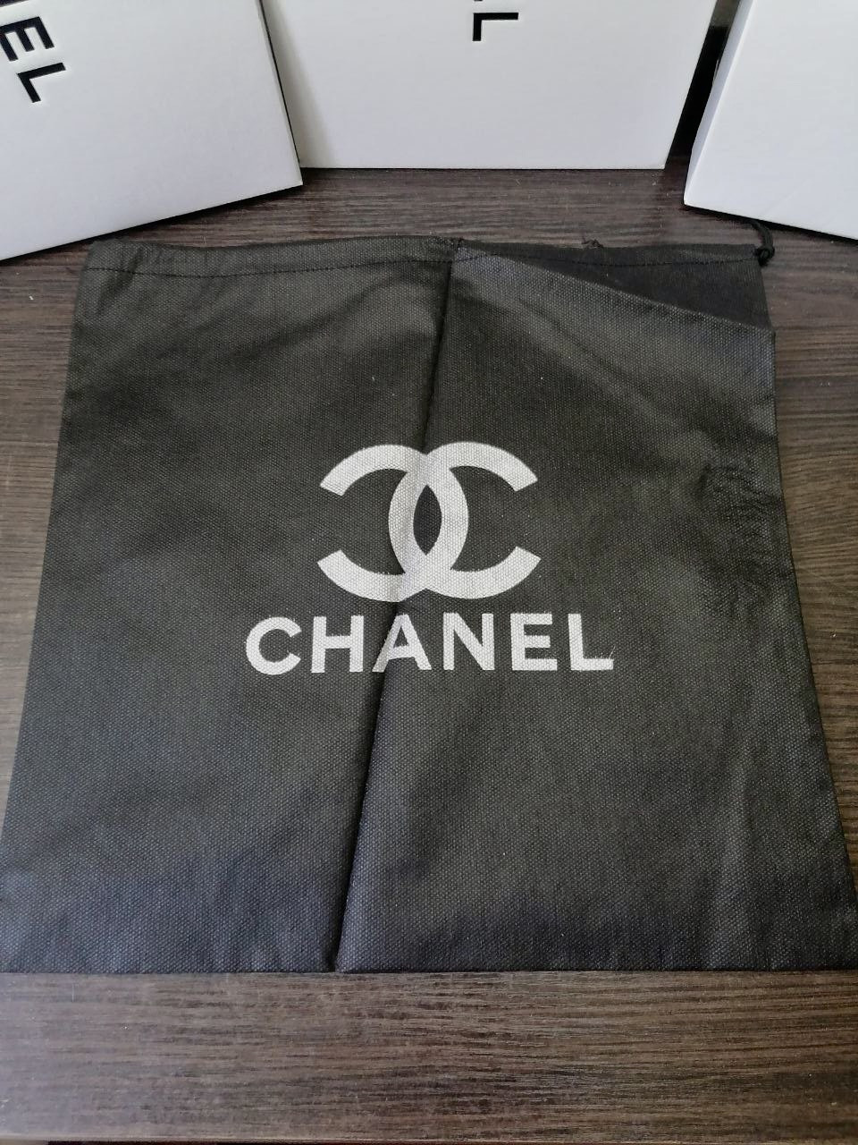 Chanel пильовик 30*25