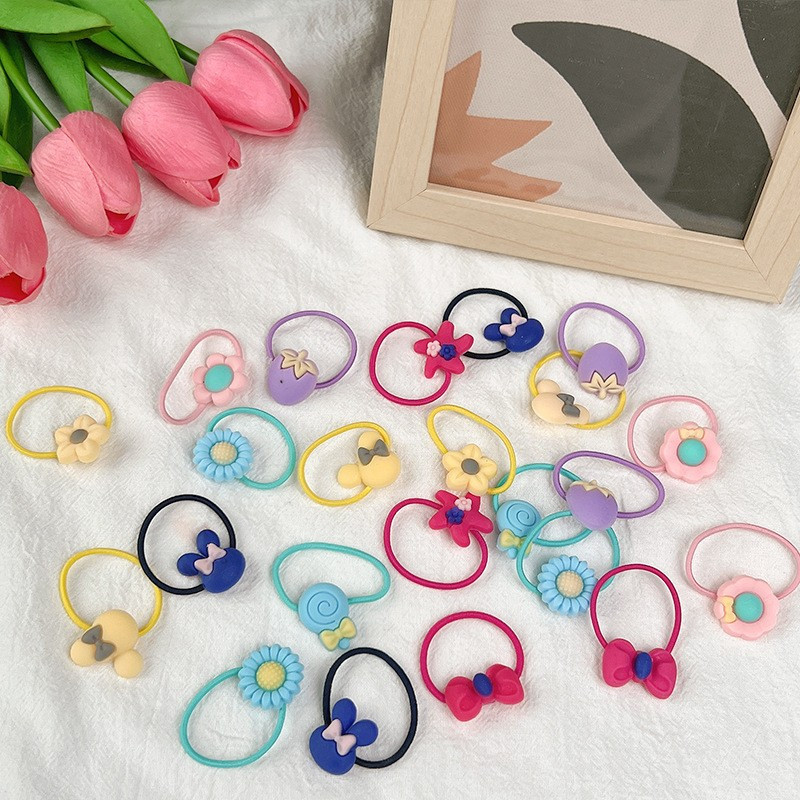 Набір стильних резинок для волосся з декором