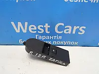 Кнопка склопідйомника передня права Opel Zafira з 2005 по2011