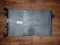 №10 Радиатор охлаждения двигателя 1J0121253AT для Volkswagen Golf 4 Bora 97-04