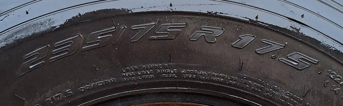 Шина вантажна б/у 235/75R17.5 PIRELLI TR01 TRIATHLON (ведуча), фото 3