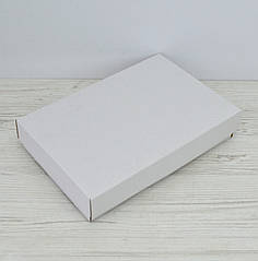 Коробка паперова біла 24*15,8*5см