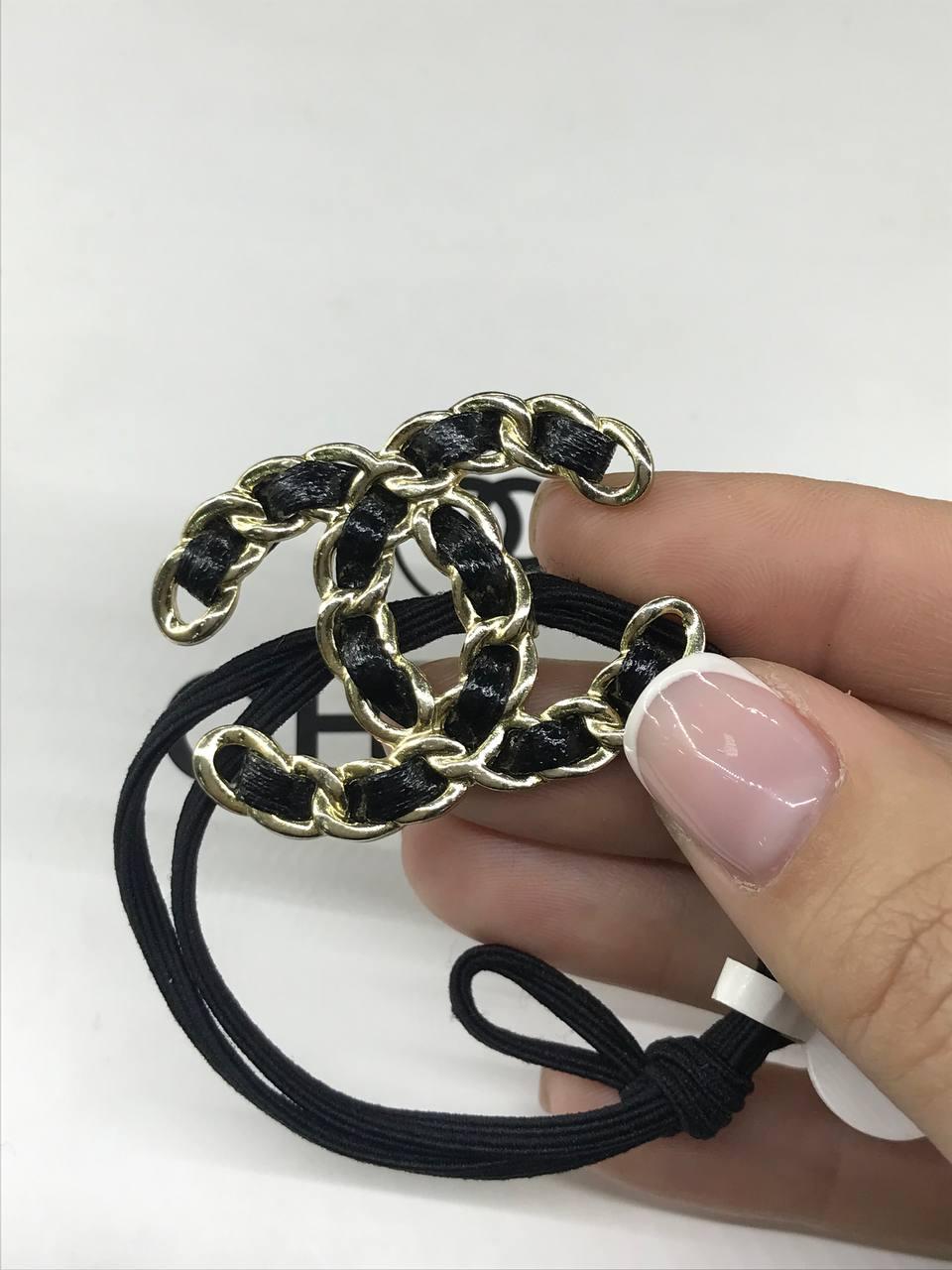 Гумка середня для волосся з логотипом Шанель/Chanel, фото 1