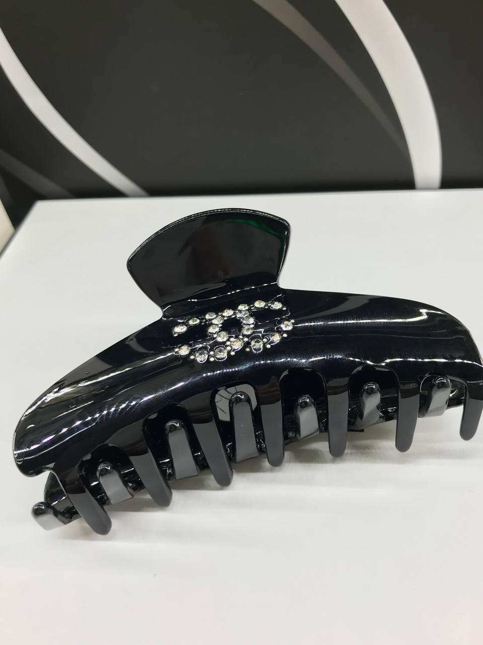 Заколка краб черный для волос с логотипом Chanel - фото 2 - id-p2053934964