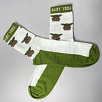 Мужские носки высокие хлопковые демисезонные практичные белые с принтом Baby Yoda 1 пара 40-45 КМ укр
