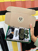 Коробка с мужскими носками на подарок 40-45 4 шт с оригинальными качественными патриотическими рисунками КМ