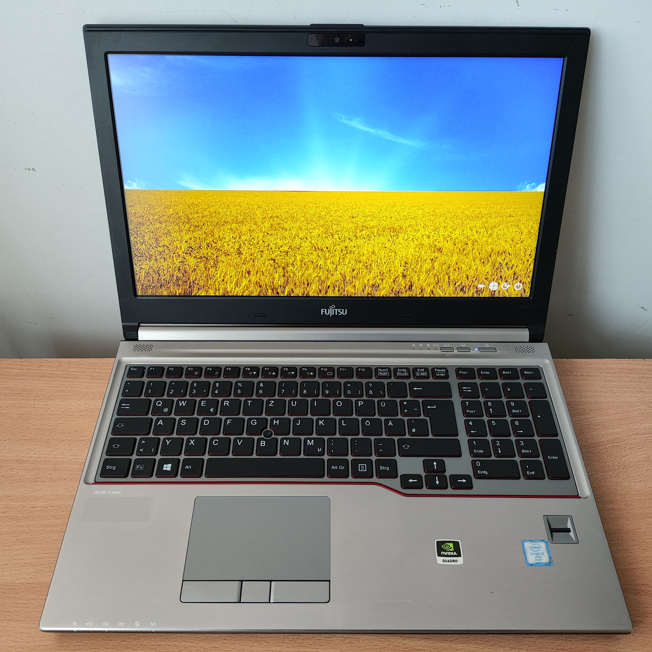 Ігровий ноутбук Fujitsu Celsius H760 15.6” FHD/IPS i7-6820HQ 4 ядра/16 GB DDR3/SSD 512/Nvidia Quadro M1000M2Gb/WebCam