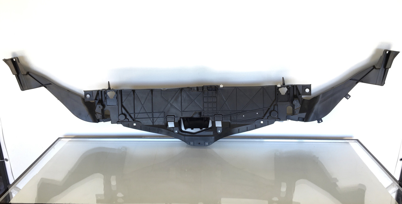 Опора телевізора верхня Lincoln MKZ 13-16 пластик  DP5Z-16138-E