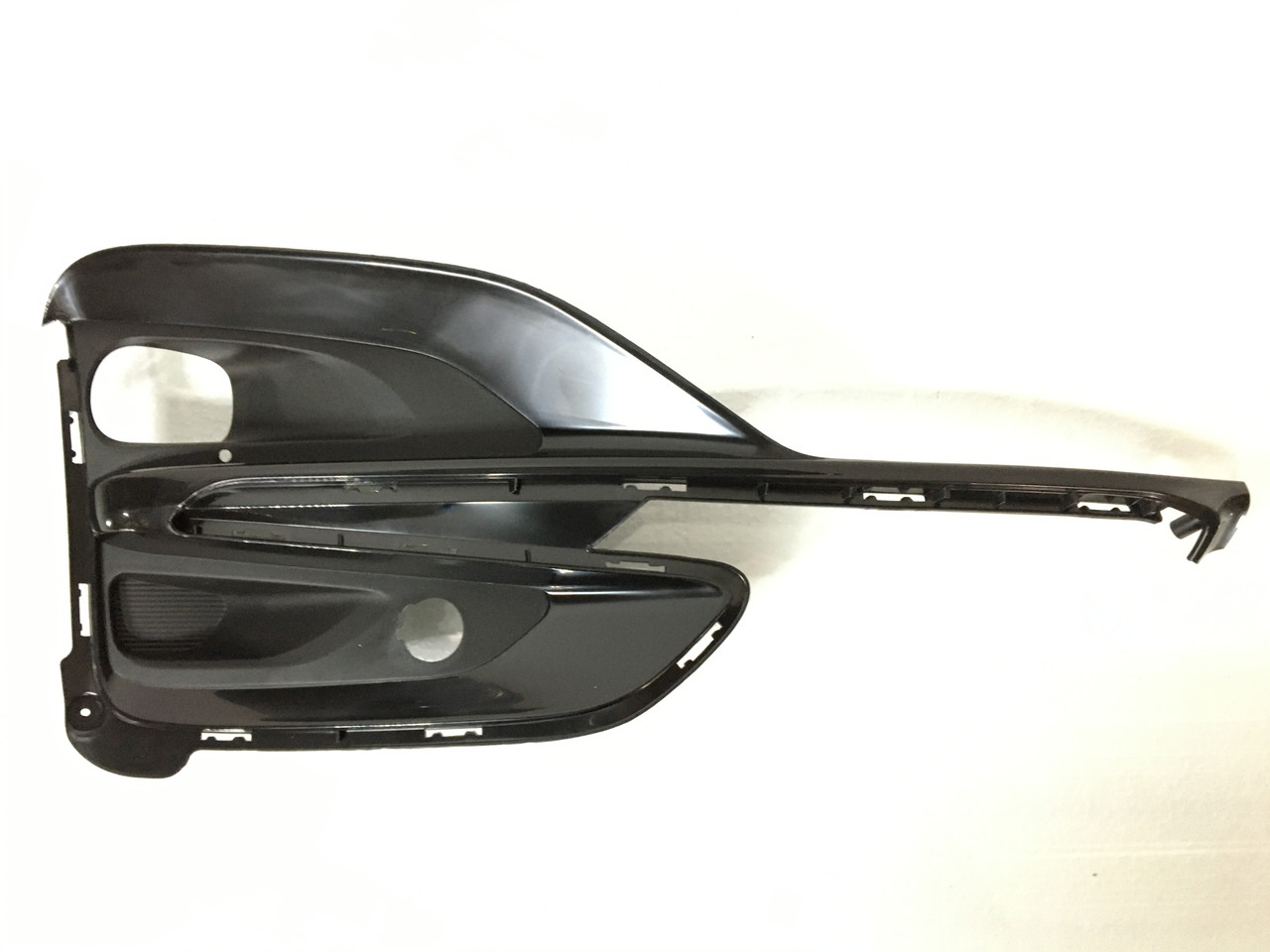 Решітка під ПТФ Ford Escape MK4 2020- ST-LINE LV4B17K947SAW, LV4B17K947SE5UAW права