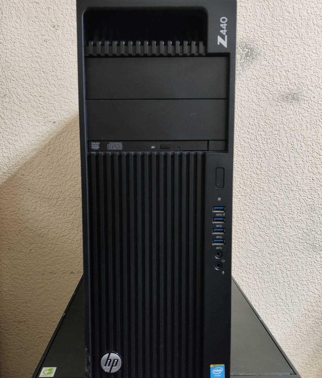 Системний блок/сервер HP Z440 Workstation/Xeon E5-1620v3 3.50GHz/8 Gb DDR4/SSD 256Gb/RX 570 8GB/Б.В