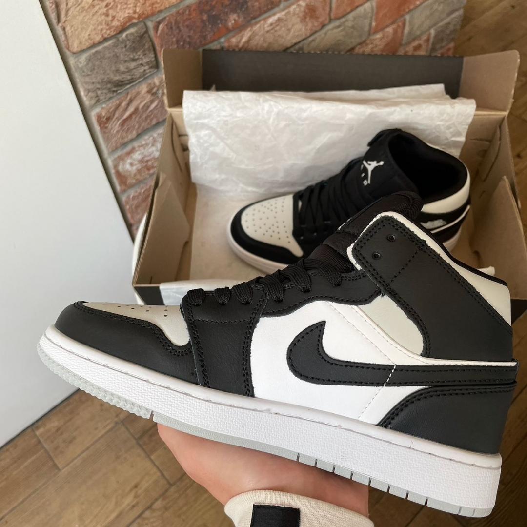 Nike AIR JORDAN 1 ID