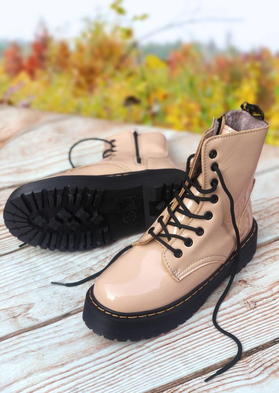 Женские зимние ботинки Dr. Martens Jadon Patent Beige (бежевые) высокие повседневные боты арт6471 Др Мартинс - фото 5 - id-p2054828214
