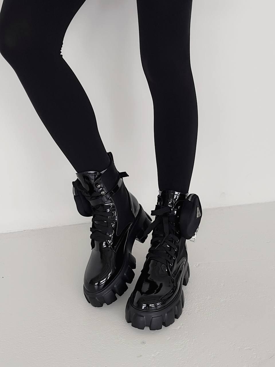Женские зимние ботинки Prada Leather Boots Nylon Pouch Gloss Мех (черные) высокие модные ботинки PR004 Прада - фото 2 - id-p2054828374