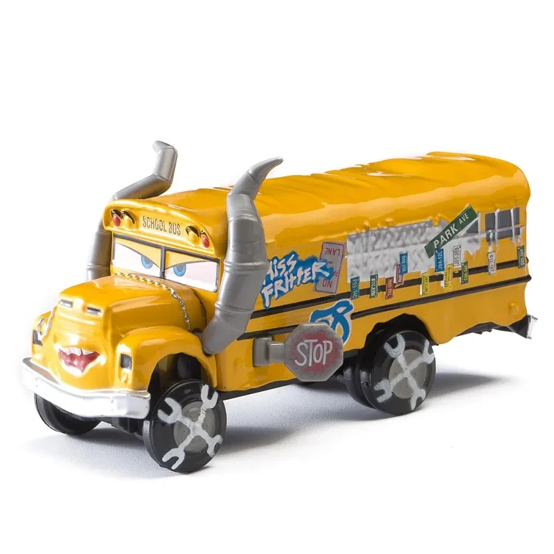 Тачки Міс Крихітка Міс М'ясорубка автобус Cars Дісней мультфільм Pixar металеві машинки