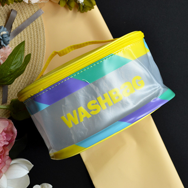 Косметичка жіноча силіконова 21*15 см Washbag на блискавці в різних кольорах Luna