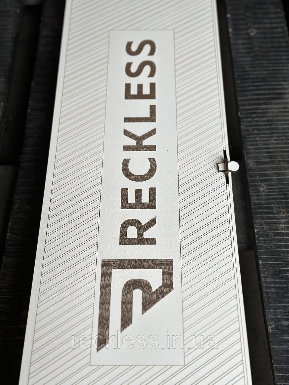 Подарочная коробка для шампуров Reckless 82х24х6.5 см