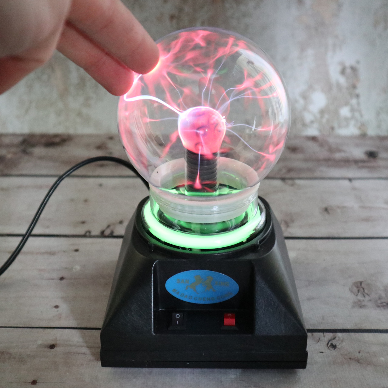 Плазменный шар Тесла 10 см ночник светильник Plasma Light Magic Flash Ball (Оригиналные фото) - фото 3 - id-p2055297934