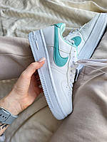 Женские кроссовки Nike Air Force 1