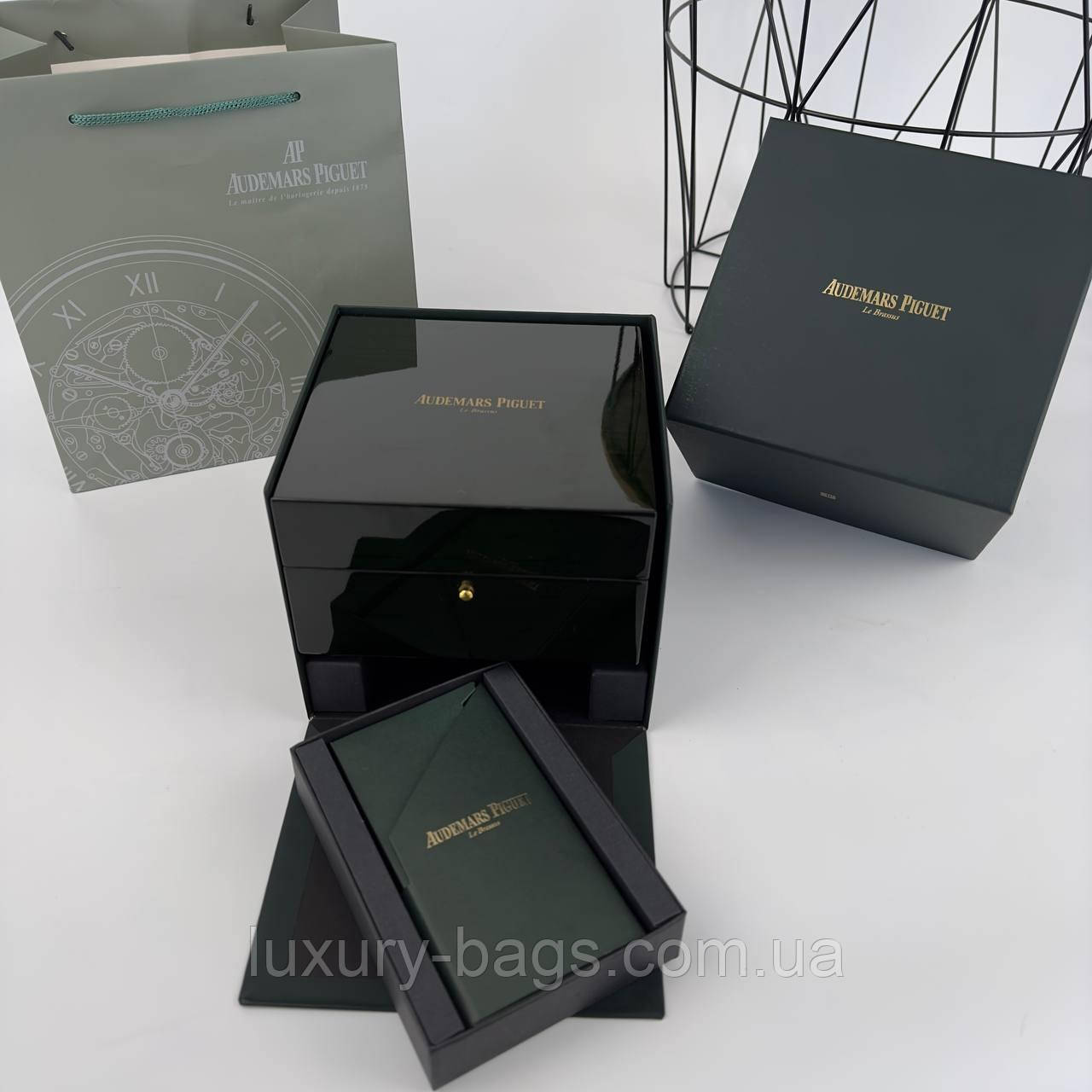 Коробка для наручних годинників Panerai Lumonor