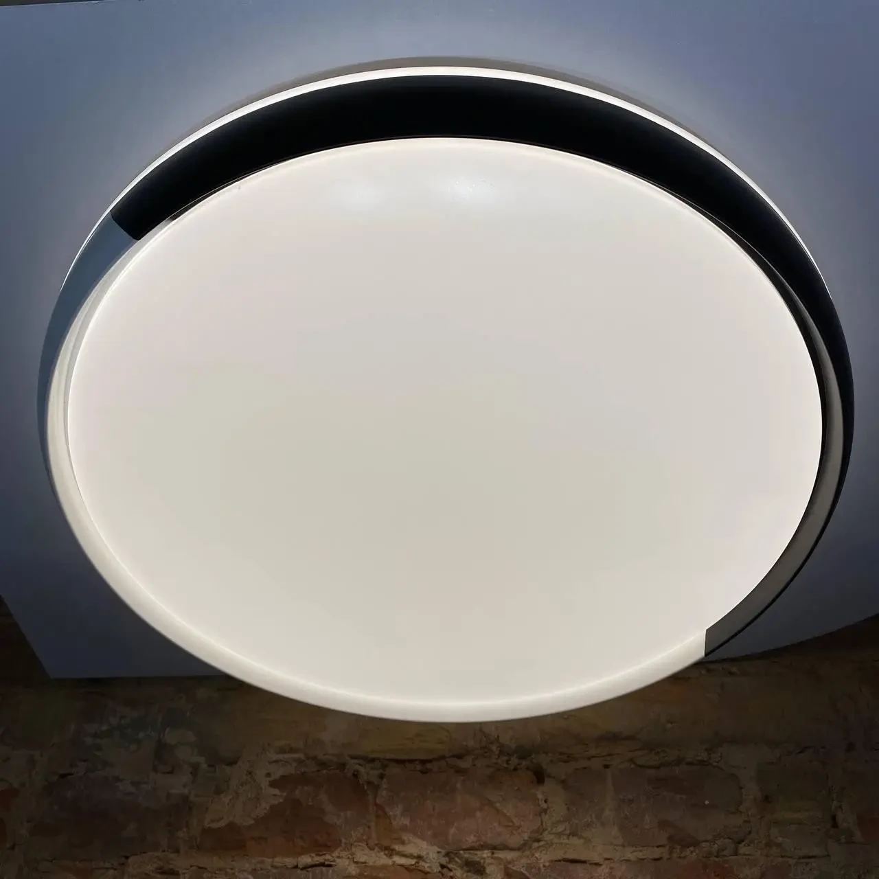 Світильник LED з пультом, фото 1