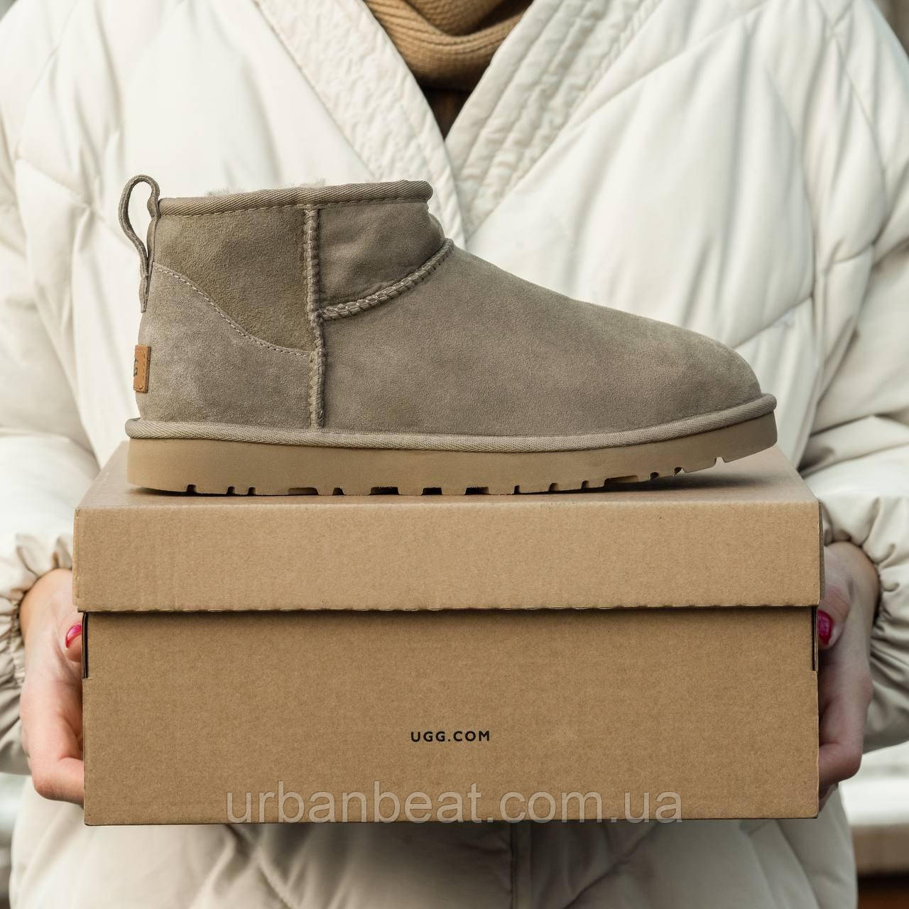 Жіночі уги UGG Ultra Mini Beige Olive Suede
