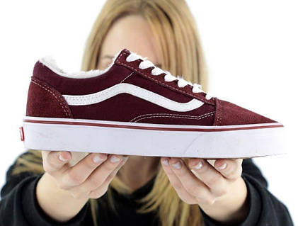 Low top white vans hotsell