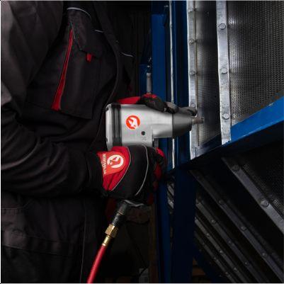 Гайковерт пневматичний у кейсі + набір головок 17 од. 1/2