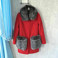 Кашемировое пальто с отделкой из меха чернобурки