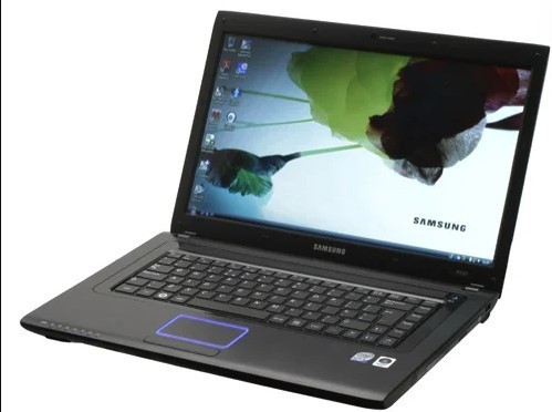 Ноутбук Samsung R522-Core 2 Duo T6500-2,10GHz-4Gb-DDR2-500Gb-HDD-W15,5-Web-DVD-RW-(B-)- Б/В