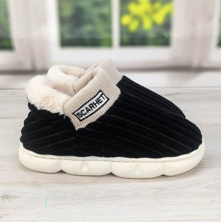 Тапочки чуні жіночі високі чорні на хутрі 3687