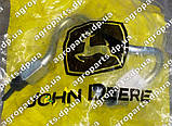 Скоба RE525519 John Deere Fuel Injection Line Clamp RE525519 хомут, фото 4