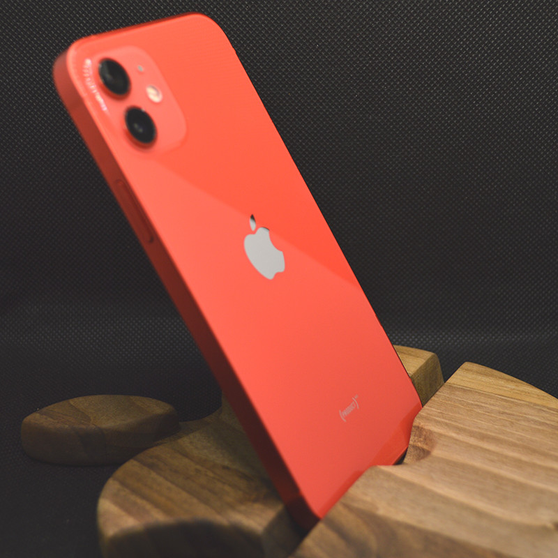 Смартфон iPhone 12 128 GB Red б/у (Grade A+)