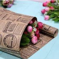 Папір в рулоні з малюнком для паковання квітів