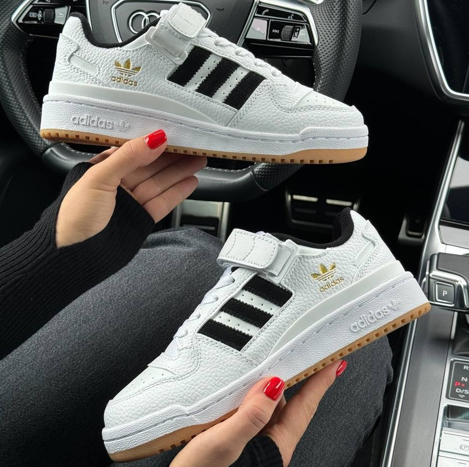 Жіночі кросівки кеди Adidas Forum Low 84 New White Black Gum весна-осінь повсякденні. Живе фото