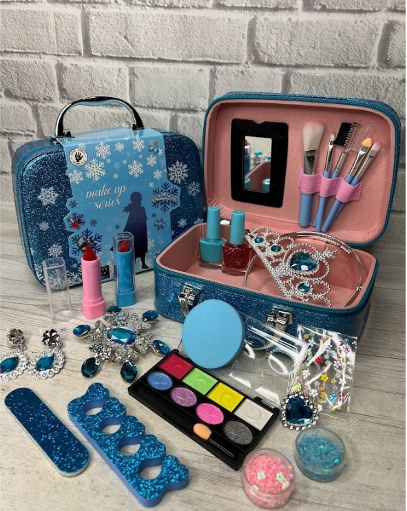 Набір дитячої косметики для дівчаток, тіні, помада, лак, набір аксесуарів. В 210, фото 1