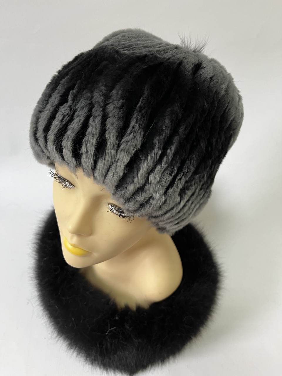 ШАПКА ЖІНОЧА З ХУТРА КРОЛИКА-РЕКСА, фото 1