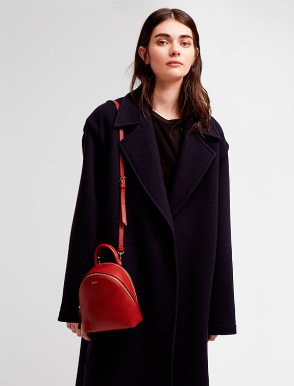 Жіночий шкіряний міні-рюкзак DKNY