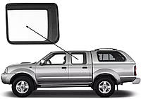 Боковое стекло Nissan Navara 1998-2004 задней двери левое