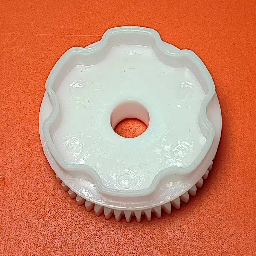 Шестірня  41-6 пелюсток для редуктора дитячого електромобіля 380/390