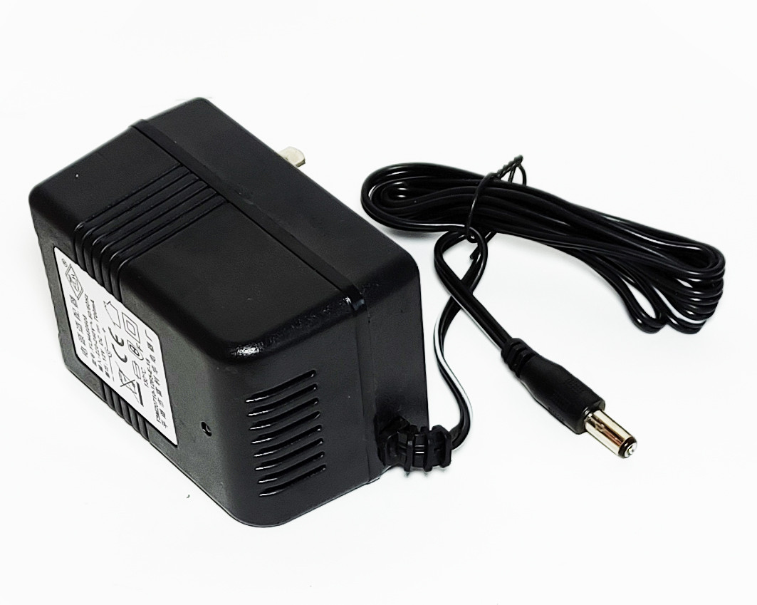 Зарядний пристрій для дитячого електромобіля 12 вольтів 700MAh трансформаторний