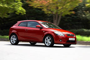 Kia Ceed 1 '06-12