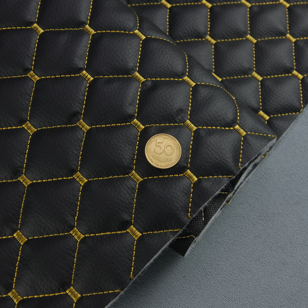 Кожзам стьобаний чорний «Ромб» (прошитий золотистою ниткою) дубльований синтепоном і флізеліном шир 1,35 м, фото 1