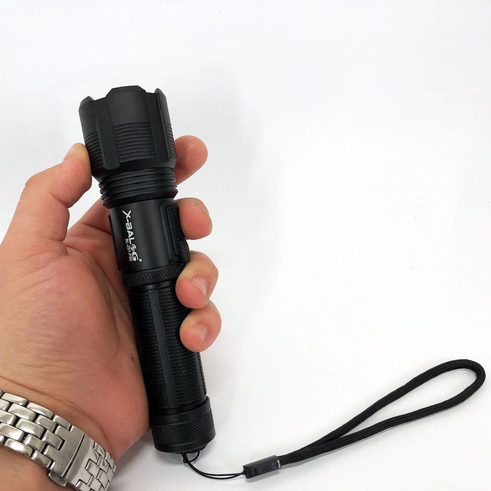 Ліхтарик тактичний акумуляторний ручний Bailong BL-Z01-P50 / Потужний кишеньковий ліхтарик / Ліхтарик світлодіодний YE-506 для