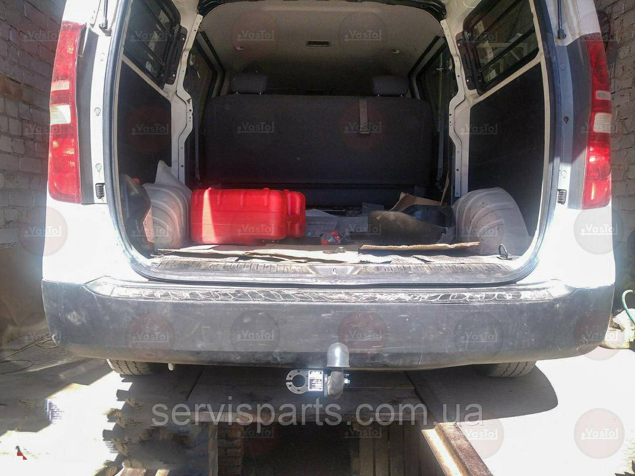 Фаркоп Hyundai H1 2008-2012 (Хендай Н1)