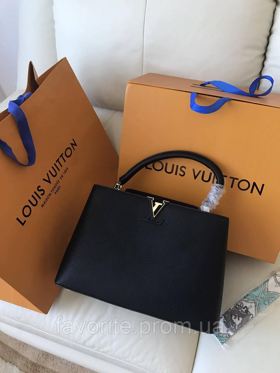 Женская сумка LOUIS VUITTON CAPUCINES 36 см - фото 4 - id-p2058529144