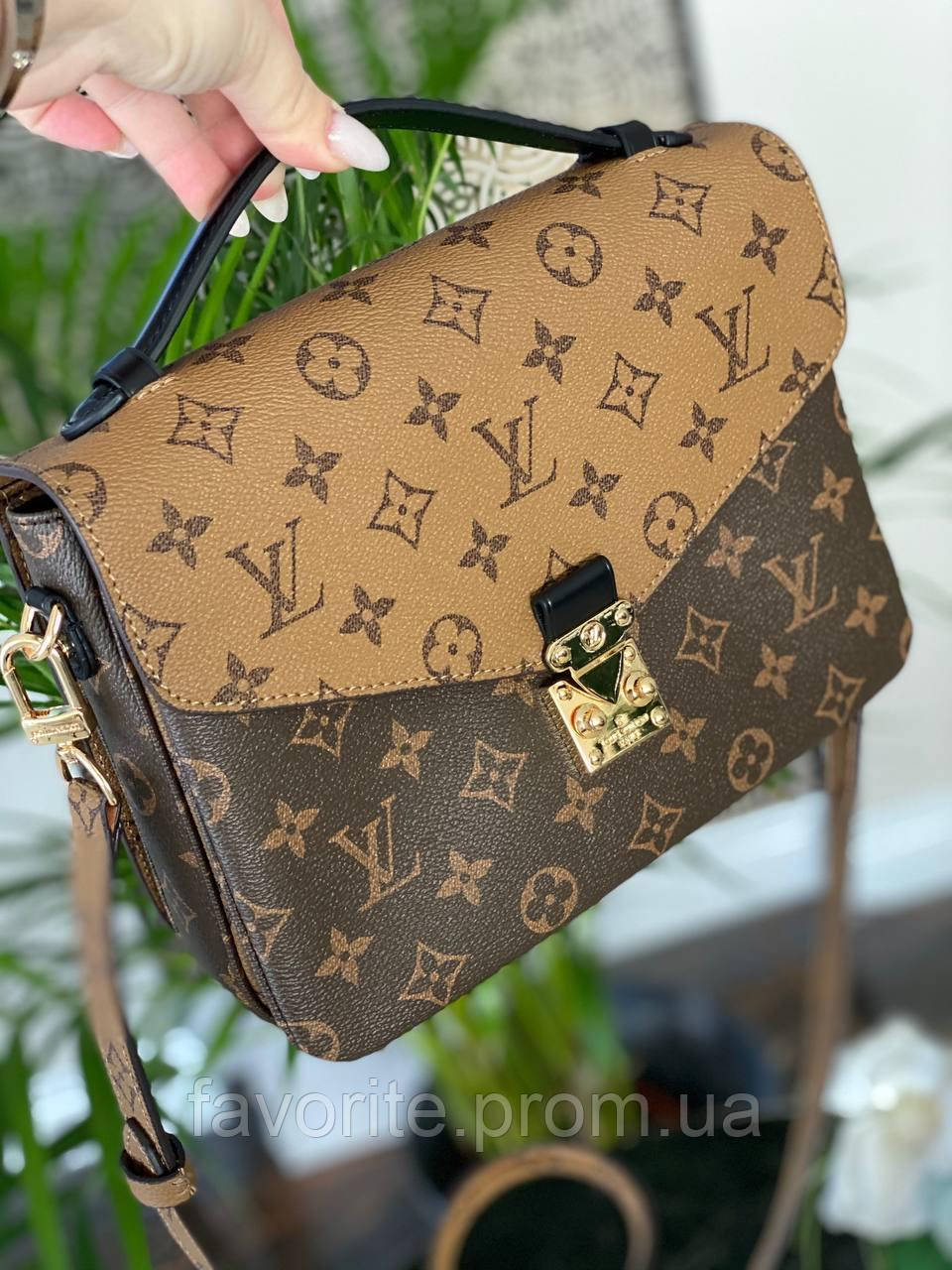 Женская сумочка LOUIS VUITTON Pochette Metis - фото 1 - id-p2058529165