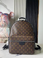 Рюкзак Louis Vuitton из канвы Monogram с отделкой из коровьей кожи и металлическими деталями new 2023