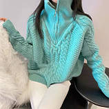 В'язаний жіночий светр з коміром стійкою на блискавці, фото 5