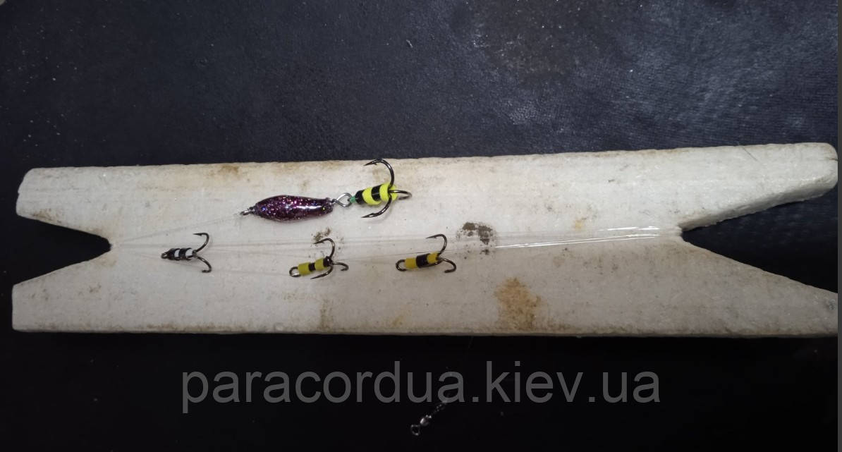 Гірлянда з чортиками та мормишкою для зимової вудки (у схил)